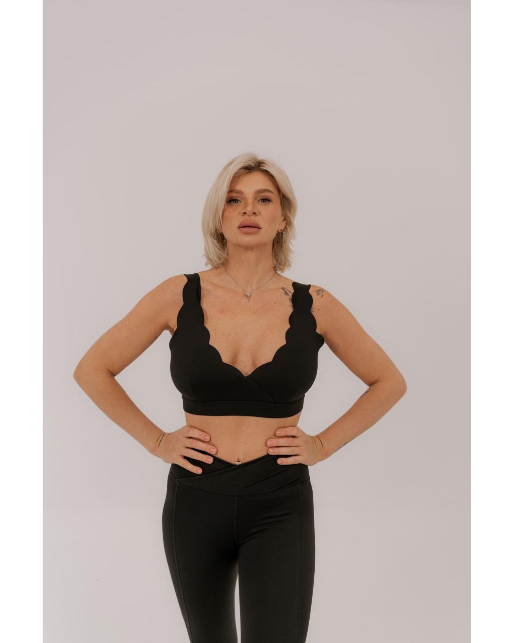Top Wave V neck Black